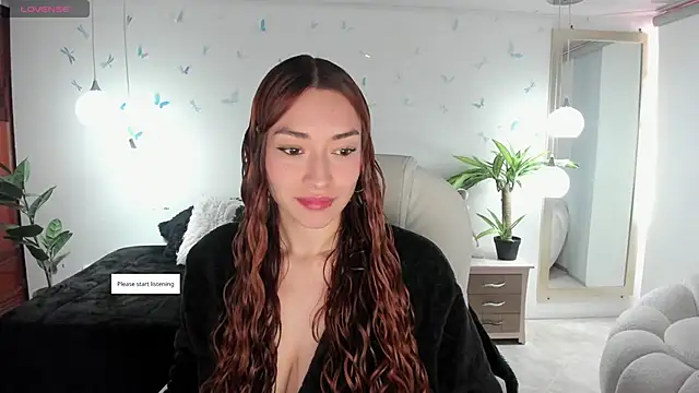 Snapshot of _Antonnela_ chatting on April 13, 2026, 2:32 pm Antonnela online show from April 13, 2026, 2:32 pm