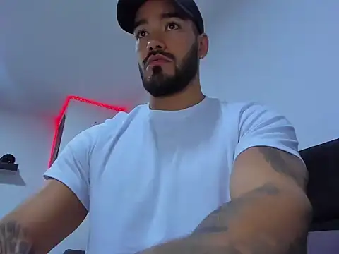 Alexander Martines online show from October 9, 2025, 11:05 pm