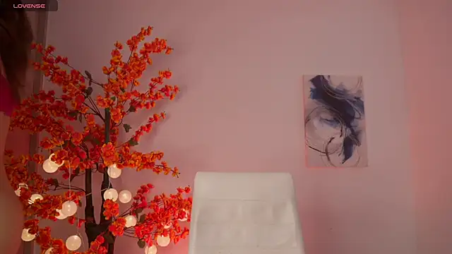 Snapshot of VictoriaHiill chatting on March 21, 2026, 5:50 pm VictoriaHiill online show from March 21, 2026, 5:50 pm