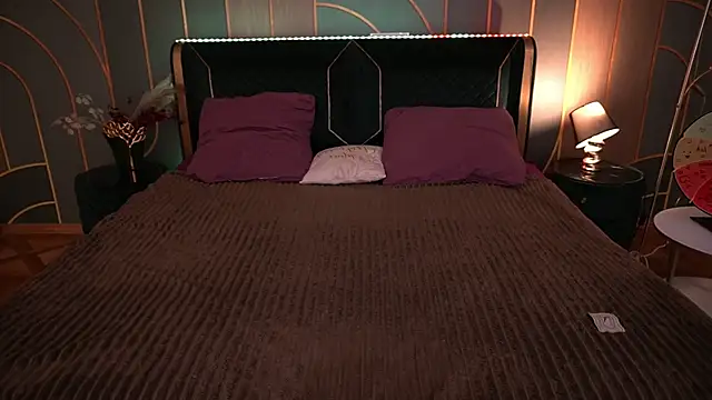 PamelaXX  online show from September 23, 2025, 6:26 pm