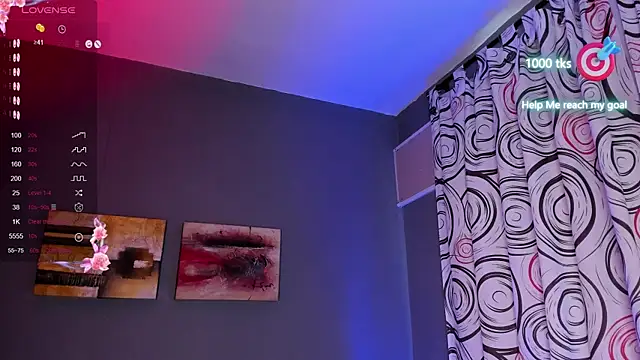 Snapshot of Ana_333 chatting on February 15, 2026, 5:12 pm Ana 333 online show from February 15, 2026, 5:12 pm