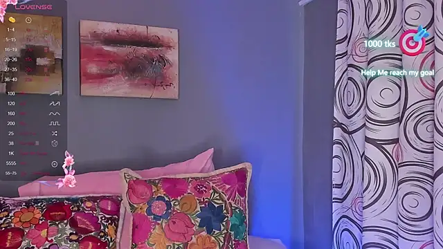 Snapshot of Ana_333 chatting on February 19, 2026, 5:21 pm Ana 333 online show from February 19, 2026, 5:21 pm