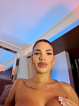 Snapshot of Ameliadickens chatting on November 21, 2025, 10:09 pm Ameliadickens online show from November 21, 2025, 10:09 pm