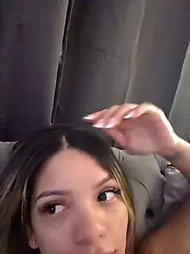 Snapshot of Ameliadickens chatting on November 6, 2025, 8:13 pm Ameliadickens online show from November 6, 2025, 8:13 pm