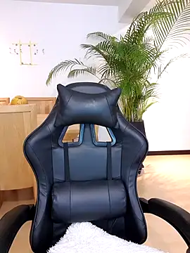  monicab online show from October 10, 2025, 11:05 pm