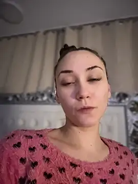 Snapshot of AliceMunro chatting on January 9, 2026, 8:05 pm AliceMunro online show from January 9, 2026, 8:05 pm