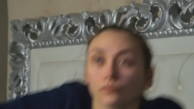 Snapshot of AliceMunro chatting on February 19, 2026, 9:01 pm AliceMunro online show from February 19, 2026, 9:01 pm