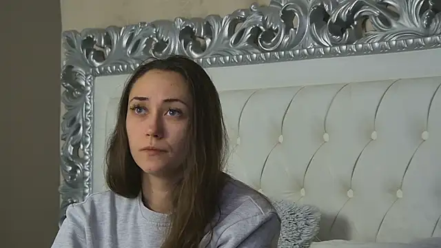 Snapshot of AliceMunro chatting on January 7, 2026, 8:36 pm AliceMunro online show from January 7, 2026, 8:36 pm