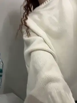 Snapshot of Accole chatting on February 17, 2026, 8:11 am Accole online show from February 17, 2026, 8:11 am