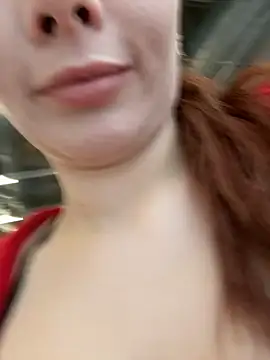 Snapshot of Accole chatting on February 19, 2026, 9:50 am Accole online show from February 19, 2026, 9:50 am