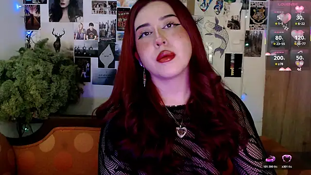 Snapshot of Sunny-hott chatting on January 7, 2026, 12:04 am Sunny-hott online show from January 7, 2026, 12:04 am