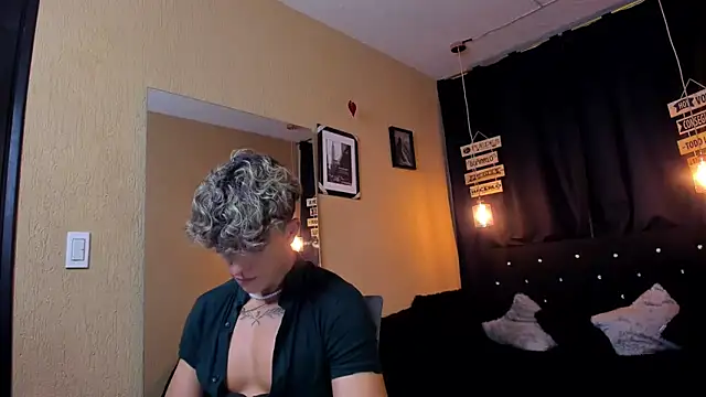 ANDRIUS 24 online show from February 26, 2025, 8:04 pm