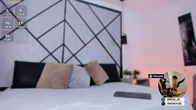 Natasha Smith09 online show from March 7, 2025, 7:49 pm