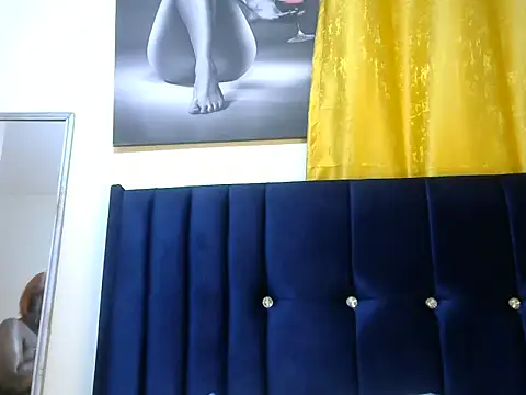 Snapshot of Sexy_lla chatting on October 24, 2025, 10:03 am Sexy lla online show from October 24, 2025, 10:03 am