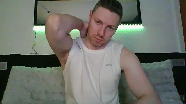 Snapshot of Fit4fun24 chatting on March 19, 2026, 7:14 pm Fit4fun24 online show from March 19, 2026, 7:14 pm