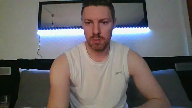 Snapshot of Fit4fun24 chatting on April 2, 2026, 5:41 pm Fit4fun24 online show from April 2, 2026, 5:41 pm
