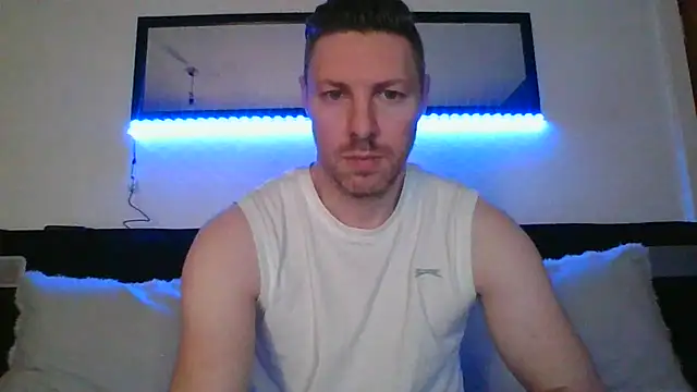 Snapshot of Fit4fun24 chatting on April 29, 2026, 9:54 pm Fit4fun24 online show from April 29, 2026, 9:54 pm