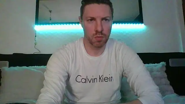 Snapshot of Fit4fun24 chatting on April 13, 2026, 10:36 pm Fit4fun24 online show from April 13, 2026, 10:36 pm