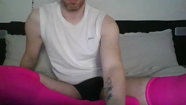 Snapshot of Fit4fun24 chatting on April 15, 2026, 6:12 pm Fit4fun24 online show from April 15, 2026, 6:12 pm