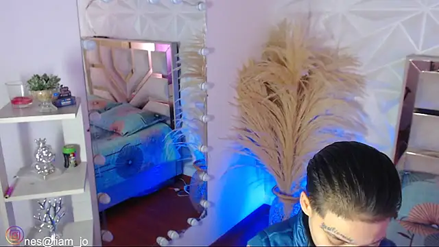 Jonesliam23 online show from March 1, 2026, 7:14 pm