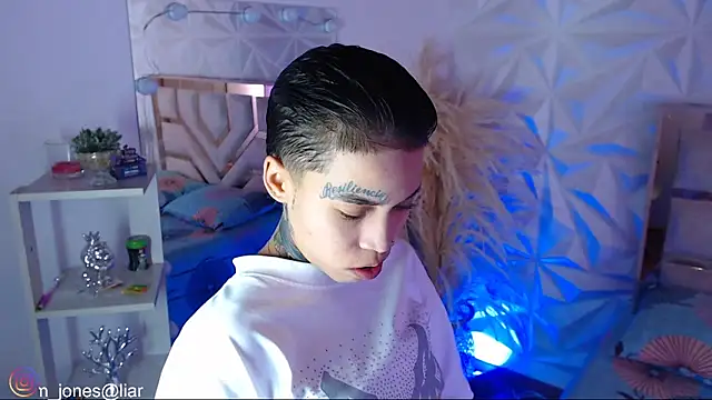 Jonesliam23 online show from February 28, 2026, 7:35 pm