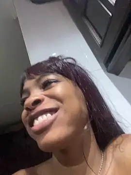 adaraSmiith online show from January 29, 2025, 11:30 am