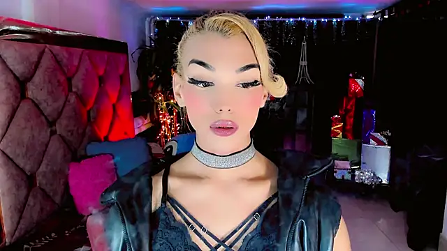 Snapshot of the-horus-girl chatting on December 19, 2025, 10:01 pm the-horus-girl online show from December 19, 2025, 10:01 pm