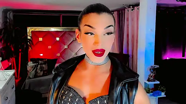 Snapshot of the-horus-girl chatting on November 17, 2025, 4:38 am the-horus-girl online show from November 17, 2025, 4:38 am