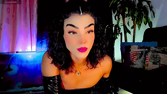 Snapshot of the-horus-girl chatting on May 4, 2026, 1:42 am the-horus-girl online show from May 4, 2026, 1:42 am