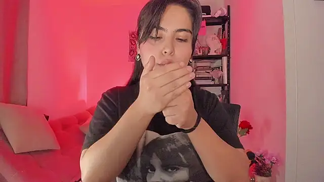 Snapshot of sol__angel chatting on February 24, 2025, 2:40 am sol angel online show from February 24, 2025, 2:40 am