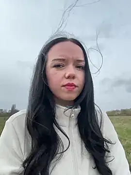 Snapshot of Vanesskaa chatting on March 23, 2026, 2:50 pm Vanesskaa online show from March 23, 2026, 2:50 pm