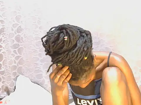 slim girl02 online show from November 26, 2025, 7:58 pm