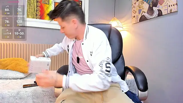 Snapshot of tossetrech chatting on January 14, 2026, 2:59 am tossetrech online show from January 14, 2026, 2:59 am