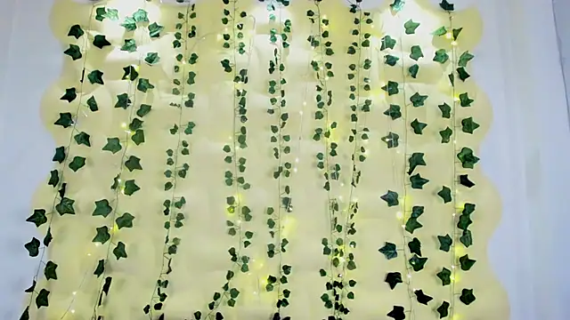 Snapshot of Natasha_Nasty2 chatting on February 25, 2025, 12:47 am Natasha Nasty2 online show from February 25, 2025, 12:47 am