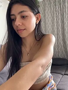 Liissa cute  online show from September 16, 2025, 5:03 pm