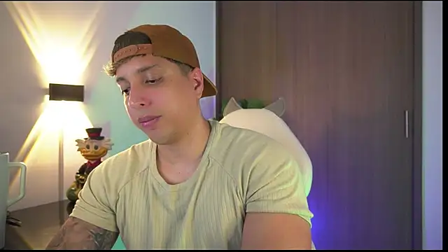 appolo allen online show from October 28, 2025, 5:29 am