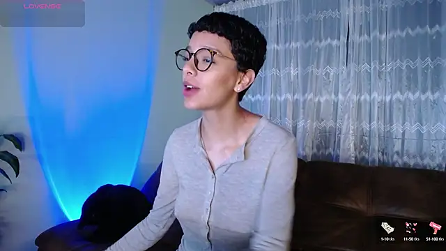 Snapshot of peyton_golden1 chatting on March 19, 2025, 1:21 am peyton golden1 online show from March 19, 2025, 1:21 am