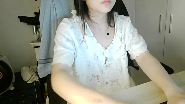 Yin-girl online show from February 28, 2026, 5:56 pm