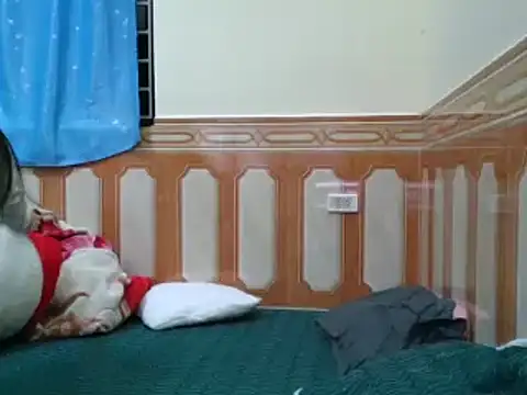 Snapshot of Yin-girl chatting on January 8, 2025, 11:54 am Yin-girl online show from January 8, 2025, 11:54 am