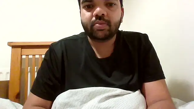 whoreboi98 online show from April 14, 2026, 8:47 pm