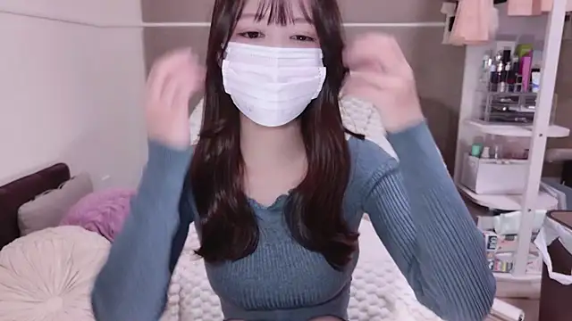 TsukasaSakai online show from January 23, 2025, 3:01 pm