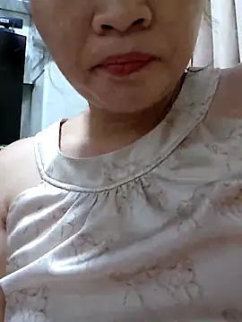 Snapshot of _Mira_69_ chatting on April 25, 2026, 7:55 am Mira 69 online show from April 25, 2026, 7:55 am