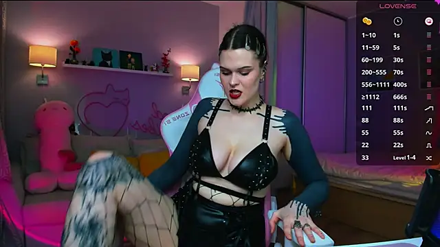 lisa moonlight online show from January 11, 2025, 12:07 pm