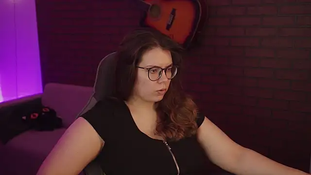 KeytSilvas online show from January 8, 2025, 2:46 am