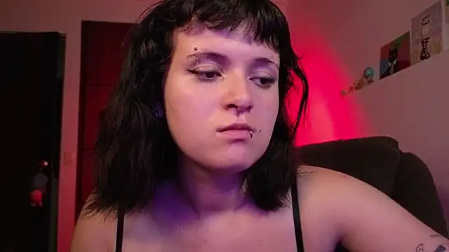 Snapshot of NEXT_DOOR_GIRL_ chatting on May 26, 2026, 10:52 pm NEXT DOOR GIRL online show from May 26, 2026, 10:52 pm