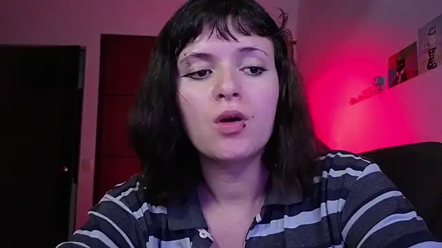 Snapshot of NEXT_DOOR_GIRL_ chatting on May 28, 2026, 10:48 pm NEXT DOOR GIRL online show from May 28, 2026, 10:48 pm