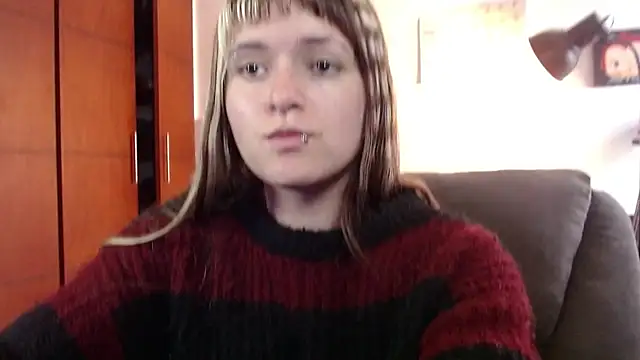 NEXT DOOR GIRL  online show from September 28, 2025, 1:29 pm