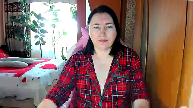 Tatyana51 online show from May 8, 2026, 5:33 am