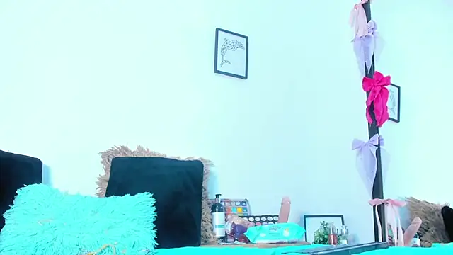 Briyit Doll online show from October 10, 2025, 7:36 pm