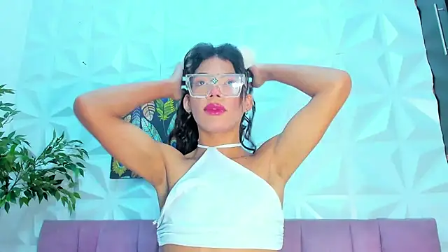 Briyit Doll online show from February 19, 2025, 3:28 am